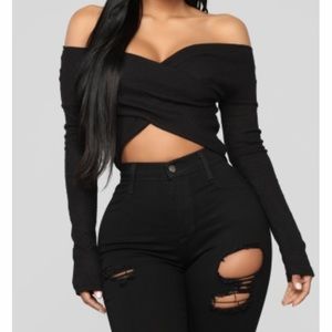 FashionNova In the middle crop top